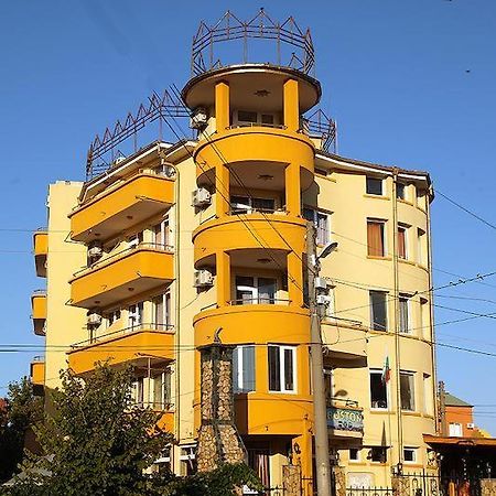 Семеен Хотел Бостън Ravda ภายนอก รูปภาพ